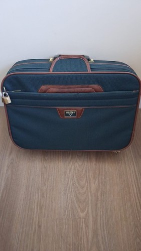 Vintage 1980s antler green - vintage, green/tan