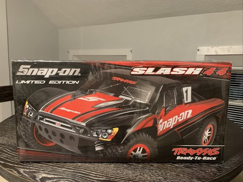 Traxxas slash 4x4 - slash, on