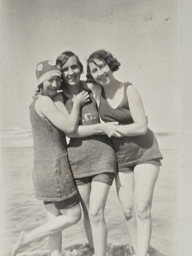 Vintage 1920s photo bathing - vintage,