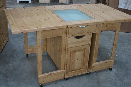 Fabric cutting table - cutting, with