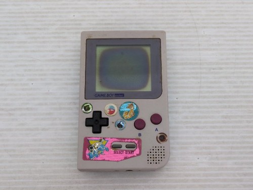 Game boy pocket console - is-game,