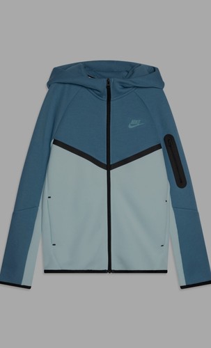 Whole set nike tech - whole,