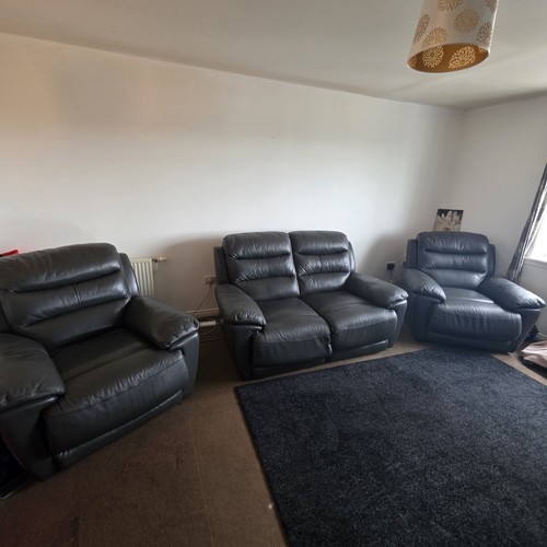 3piece lether reclining suite - 3piece,