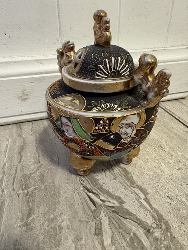 Antique satsuma lidded pot - lidded,