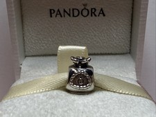 61B NIB AUTH PANDORA SS/CZ