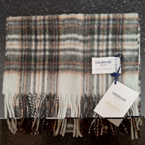 Edinburgh 100 lambswool - 100%,