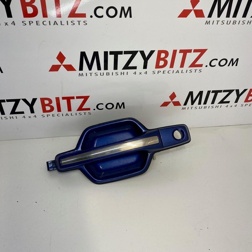 Outer door handle front - handle, right