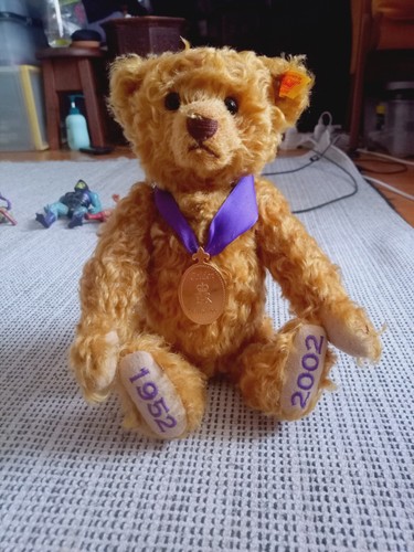 Steiff teddy bear 2002 - steiff,