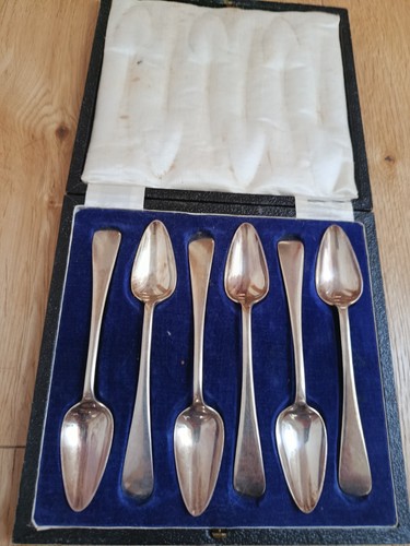 Antique 1930s cased set - antique, 6