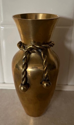 Vtg inch brass vase with - 1/2,