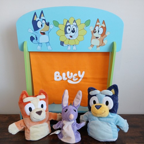 Bluey wooden puppet - wooden,
