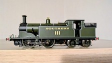 HORNBY R2625 CLASS M7 SR 0-4-4T  STEAM LOCOMOTIVE