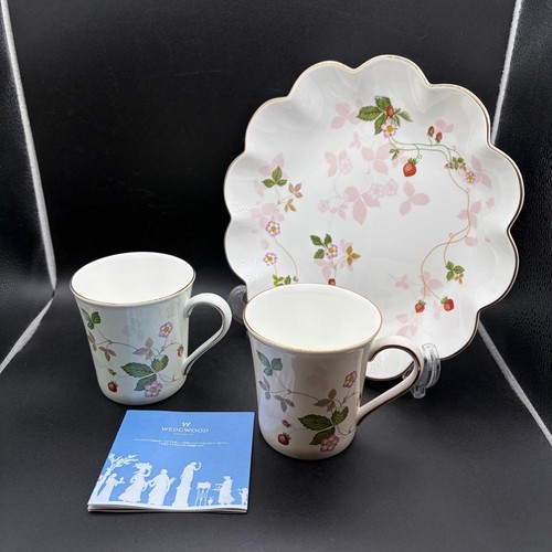 Wedgwood wild strawberry - wedgwood, &