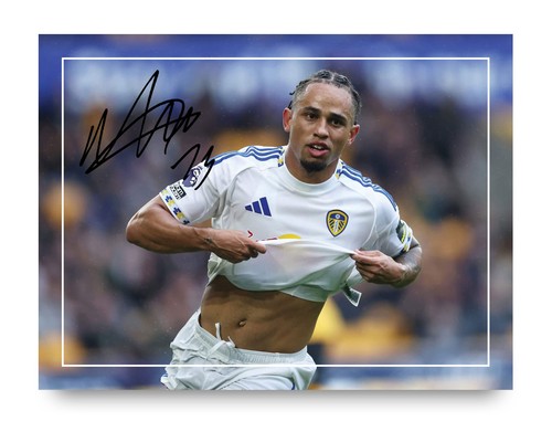 Noah okafor leeds signed - leeds, photo