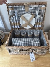 Flame Homeware Hamper 4 Person Blue Gingham Light Rattan