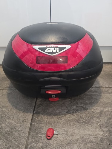 Givi flow motorcycle - top, box