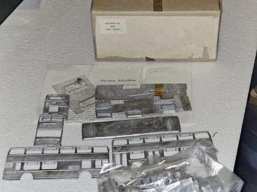 Pirate models leyland titan - models,