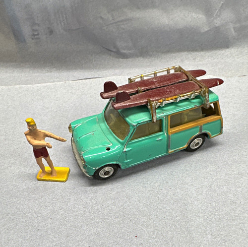 Corgi toys 485 austin - austin, mini