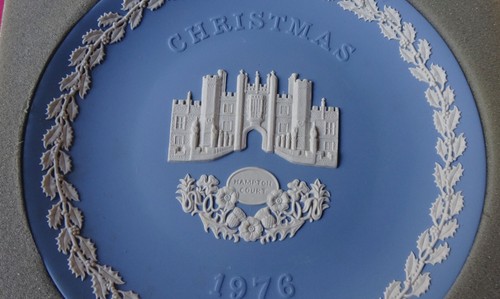 Wedgewood christmas plate - wedgewood,