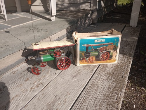 Vintage mamod steam tractor - steam,
