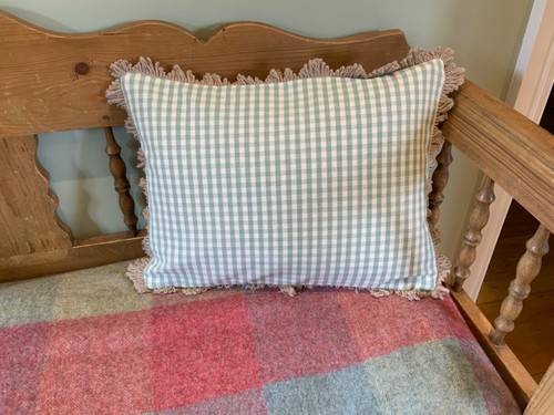 Reversible cushion cover - 1,
