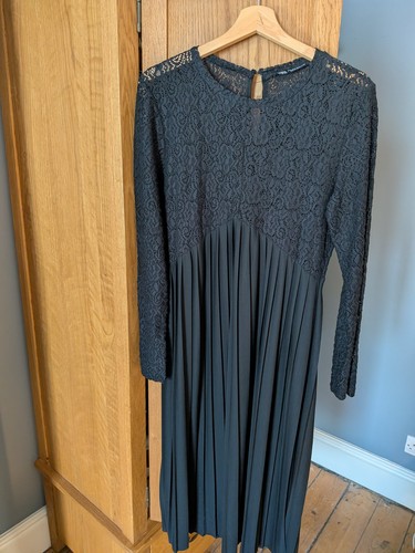 Zara black midi dress - midi, m