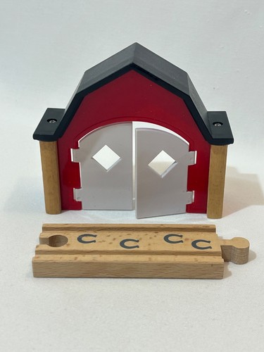 Wooden stables and track set - track,
