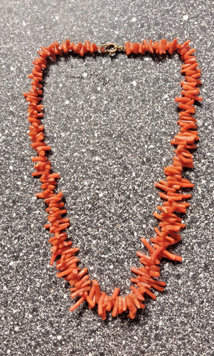 Vintage natural red coral - natural,