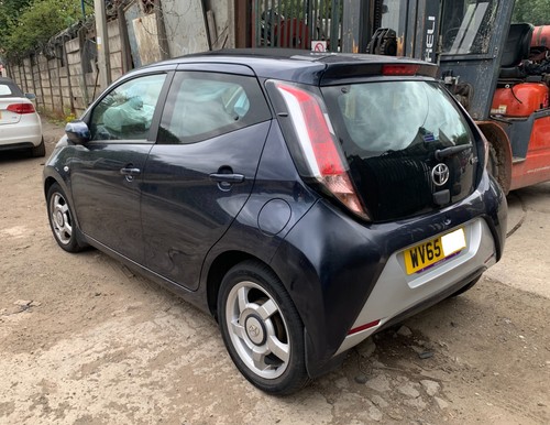 Toyota aygo petrol 2014 - toyota,