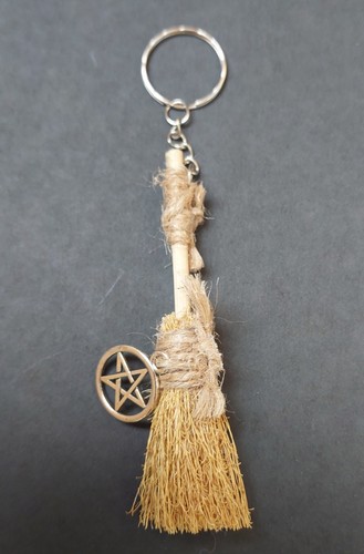 Halloween wicca witches - /,