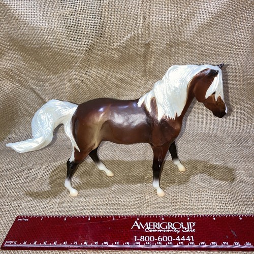 Breyer classic silver bay - breyer,