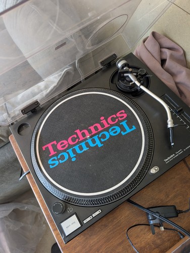 Technics 1210 mk2 turntable - technics,