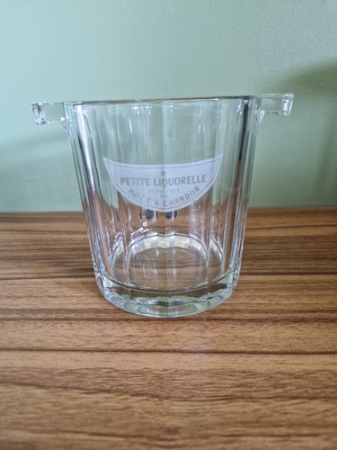 Vintage moët chandon petite - vintage,