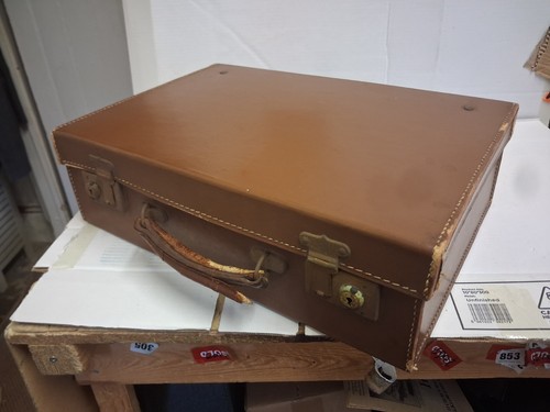 Vintage brown suitcase - brown,