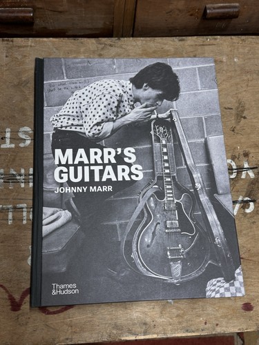 Marr guitars book 1st - guitars,