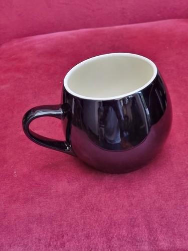 Black hug mug - hug,