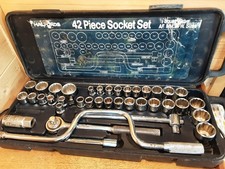 A Large Vintage Halfords 1/2"