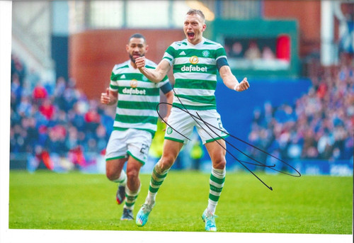 Alistair johnston celtic - celtic, hand