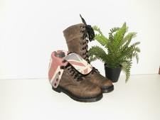 Dr. Martens 1914 TRIUMPH union