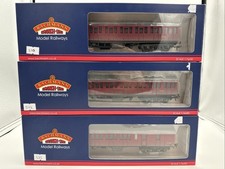 BACHMANN 3X BR MK1 SUBURBAN COACHES WEATHERED 