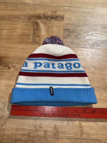 Patagonia knit pom beanie hat - knit,