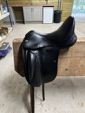 Kent And Masters Black 18 Inch Dressage Saddle, Narrow, Nearly New