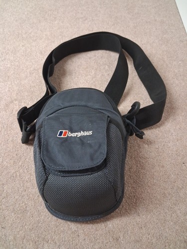 Berghaus small hard - small,