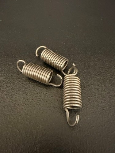 Diamond aircraft exhaust - aircraft,
