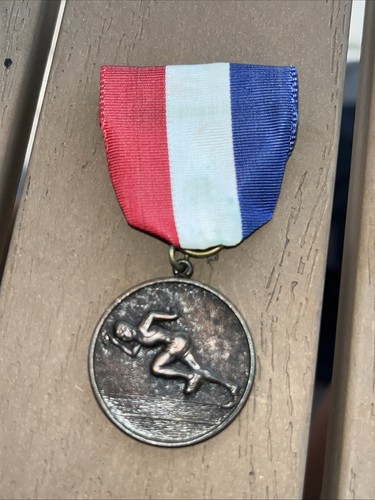 Vintage metal sports medal - vintage,