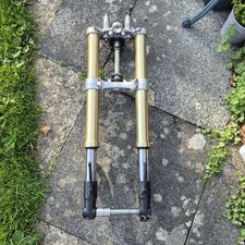 Triumph 675 Street Triple Forks, yokes and spindle.