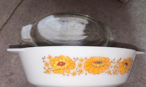 Vintage jaj pyrex milk glass - jaj,