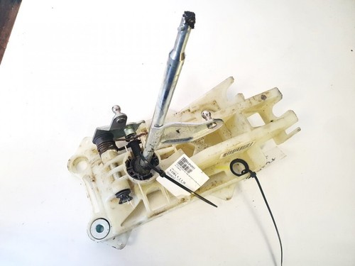 Volvo v50 2010 - v50, gearshift