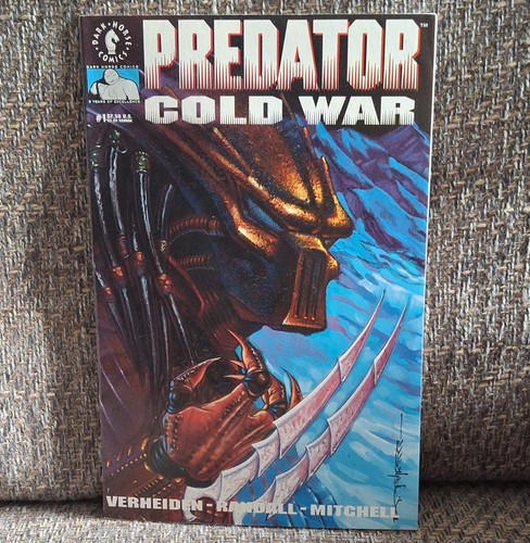 Dark horse comics predator - dark,