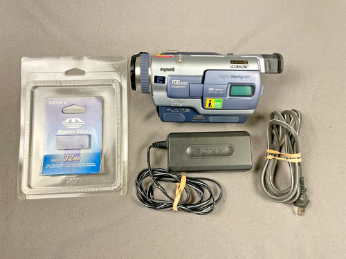 Sony handycam dcr - sony,